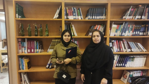 بازدید کارشناسان کتابخانه مرکزی دانشگاه از کتابخانه بیمارستان شهید جلیل/ ارتقای سطح مهارتی کادر جدید کتابخانه